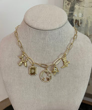 Load image into Gallery viewer, The Charm necklace