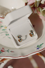 Load image into Gallery viewer, The Geneviève