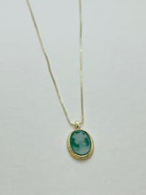 Load image into Gallery viewer, The Victorian Pendant